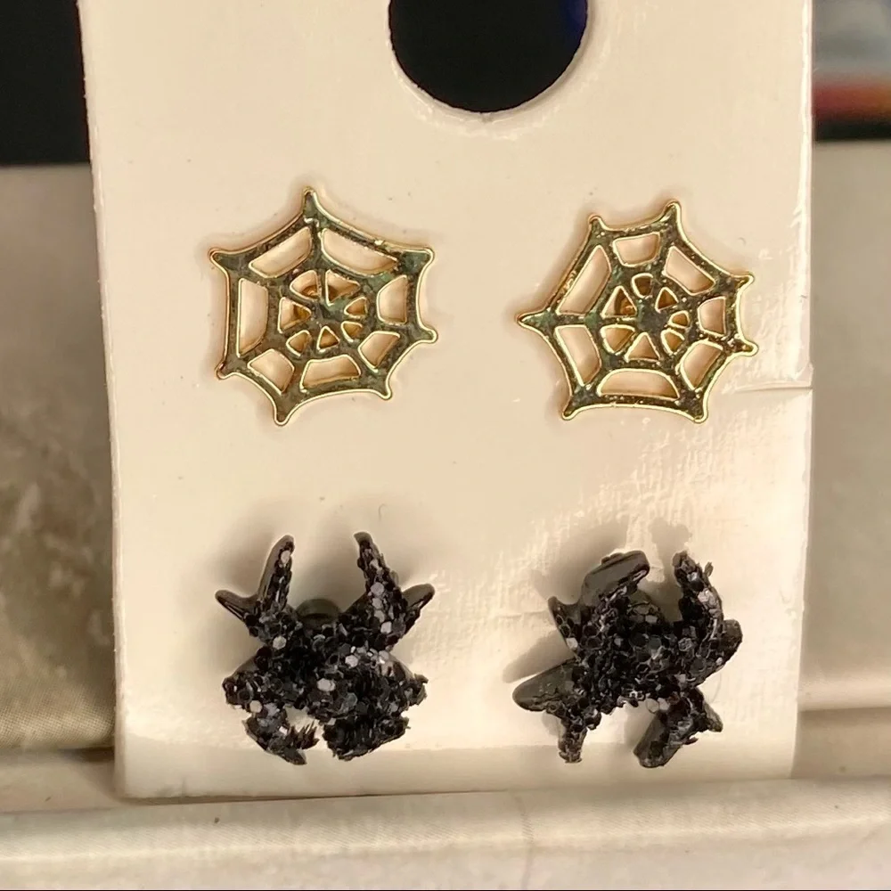 Sparkly Halloween Spider & Web Stud Earrings Set